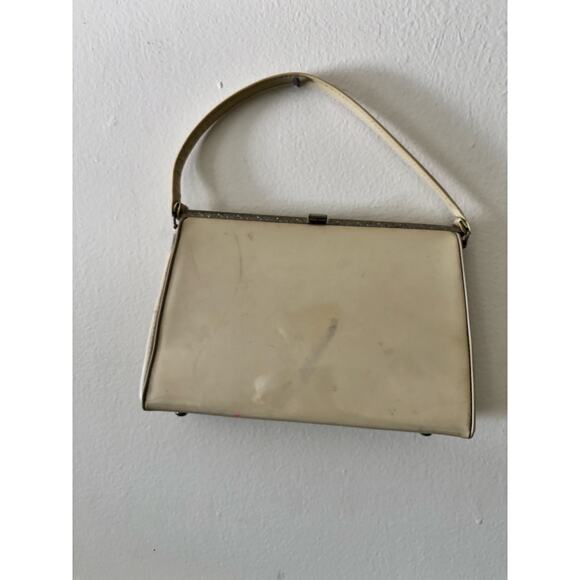 Vintage 1960s Beige Patent Leacher Purse Handbag Kiss Lock Closure AS IS - Picture 3 of 8